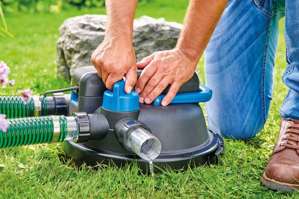 Oase FiltoClear Set 19000 - Wysokiej jakości obudowa UVC chroni moduł elektryczny przed światłem słonecznym i wilgocią