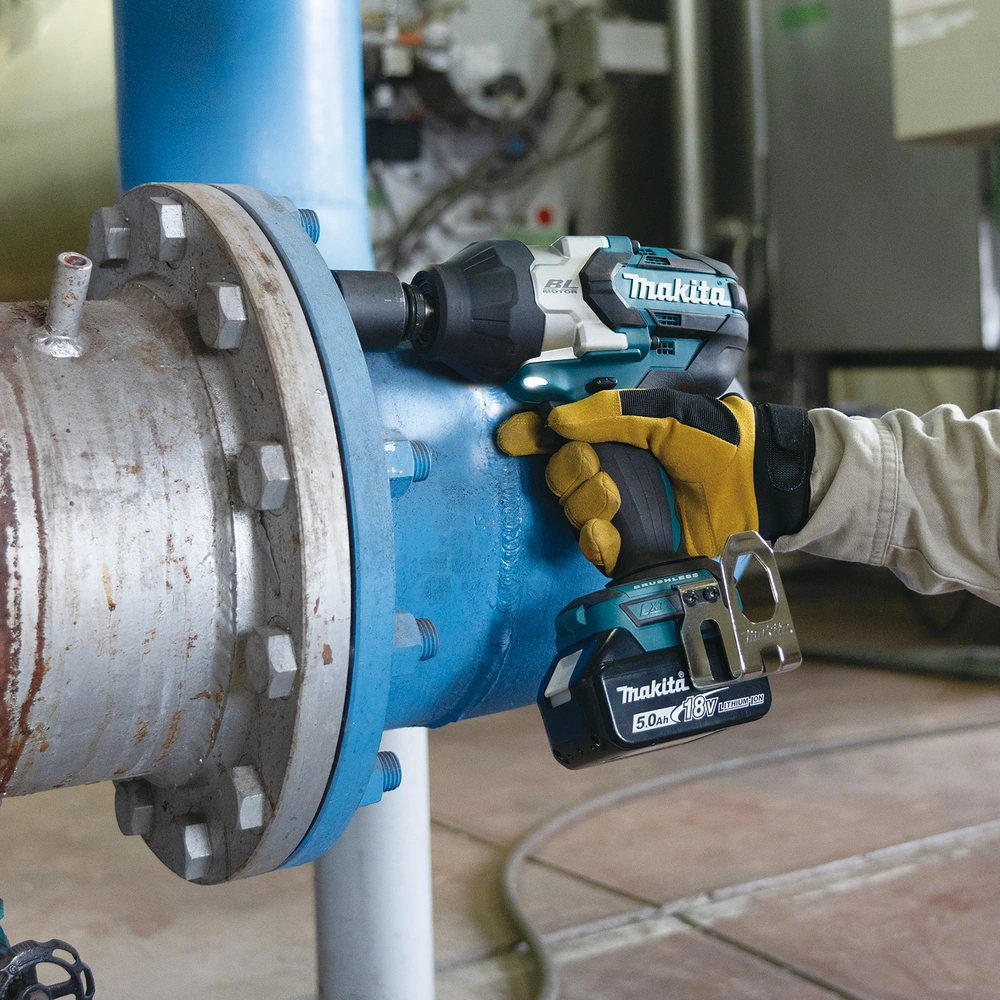 Makita DTW1004Z – widok klucza udarowego 18V LXT
