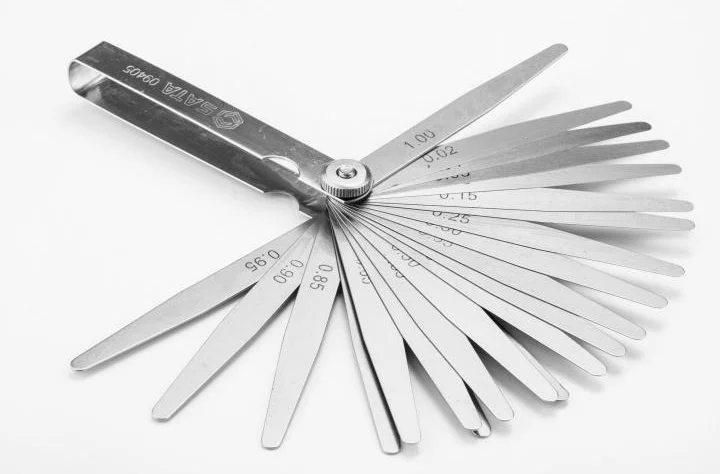 Sata ST09405SJ - Długość ostrzy 100 mm (4 cale) zapewnia wygodę pracy i odpowiedni zasięg