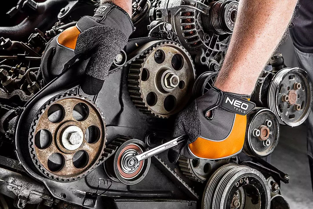 NEO TOOLS 09-406 - Wykonanie ze stali chromowo-wanadowej gwarantuje trwałość, zgodność z normą DIN 3113.