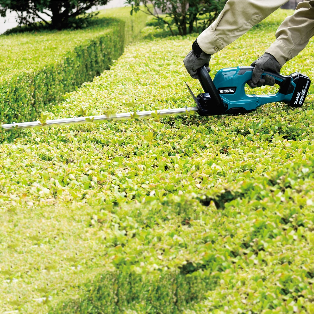 Makita DUH607Z - Kompaktowa i lekka konstrukcja minimalizująca zmęczenie podczas dłuższej pracy