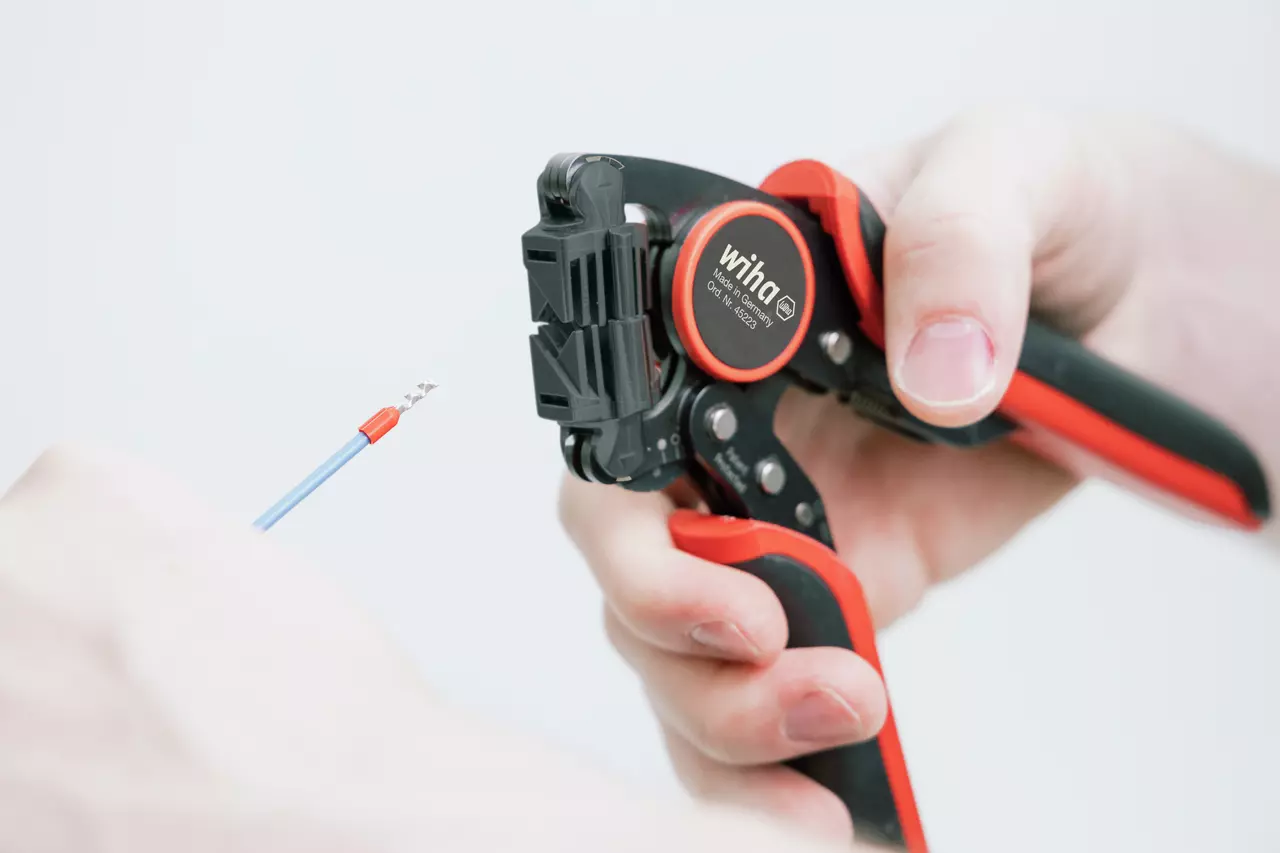 Wiha 45223 – duży zakres zaciskania