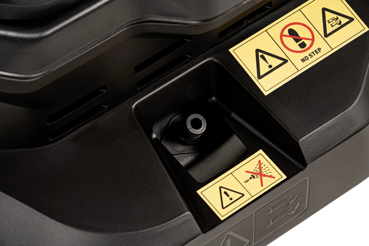 Złącze do mycia agregatu koszącego