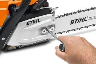 STIHL MS 201 C-M – boczny napinacz łańcucha